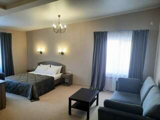 Отель Золотой Шар Тольятти Полу-люкс-2