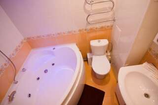 Отель Золотой Шар Тольятти Апартаменты, Революционная 11Б R_4-4