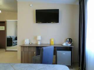 Отель Золотой Шар Тольятти Люкс-5