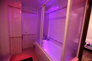 Отель Золотой Шар Тольятти Апартаменты, Революционная 11Б R_2-6